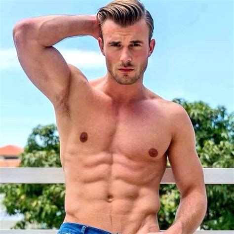 Matthew Cooper – Hot Men Universe